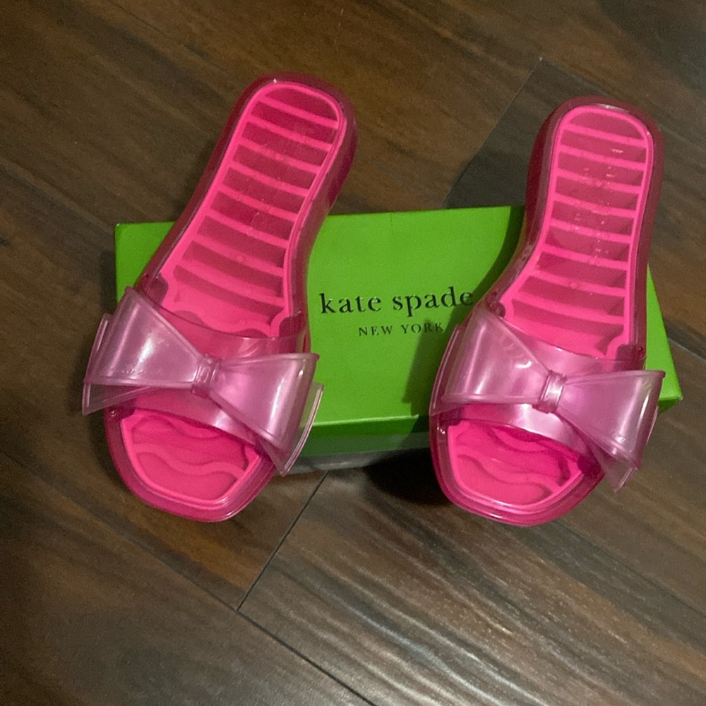 KATE SPADE TIE THE KNOT SANDALS NWT AND BOX